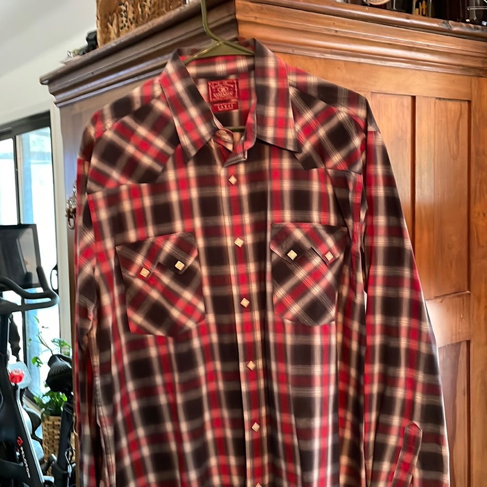 Lucky Brand Pearl Snap long sleeve shirt